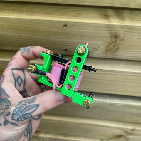 Neon Drilled Bulldog Daily Liner