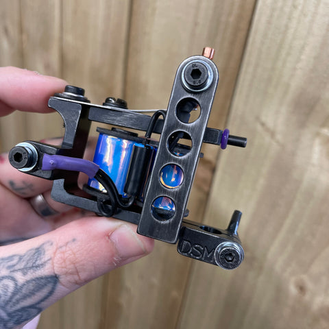Custom Bulldog Power Liner BN10