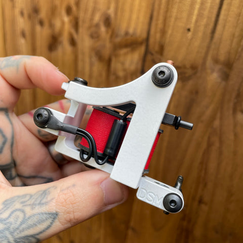 White & Red J-Frame Power Liner L9
