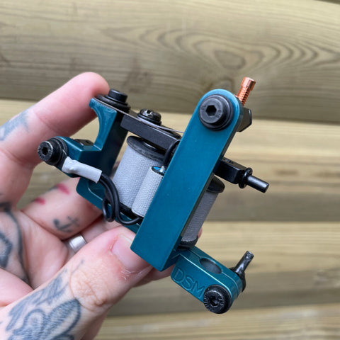 Custom Bulldog Power Liner BN13