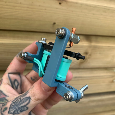 Robin Egg Bulldog Power Liner