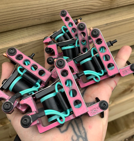 Distressed Bubblegum Power Liner